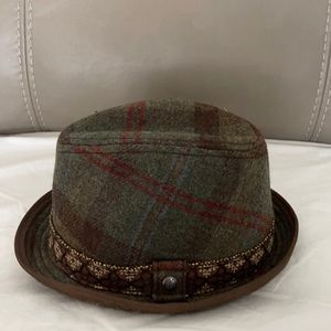 A Wool Hat Very Nice Brand New never wear !